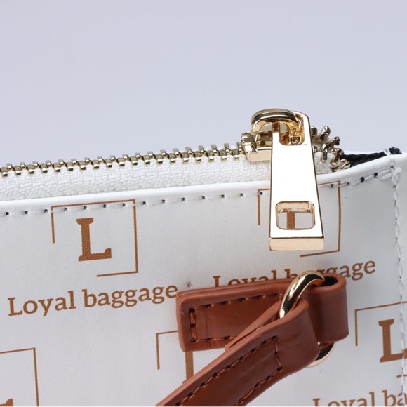 Handmade purse and pouch out of PU leather in California - Picture 4 of 7